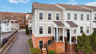 7 Maple Ave 6, Morristown Town, NJ 07960