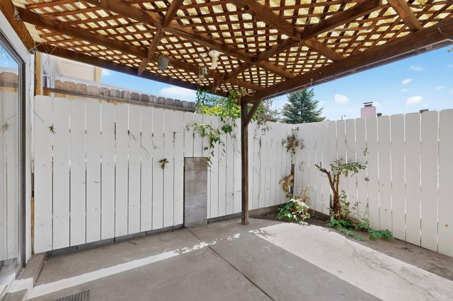 6456 Pine Park Place NE, Albuquerque, NM 87109