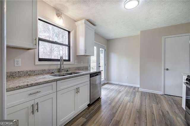 3471 Stallion Court, Powder Springs, GA 30127