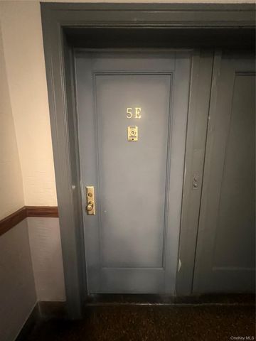 37-20 81 Street 5E, Jackson Heights, NY 11372