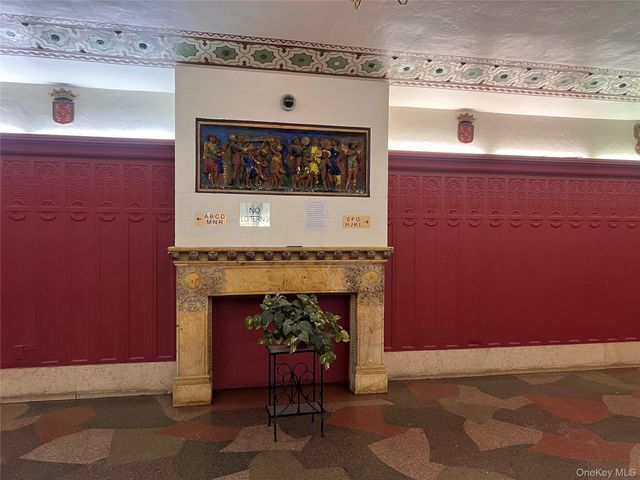 37-20 81 Street 5E, Jackson Heights, NY 11372