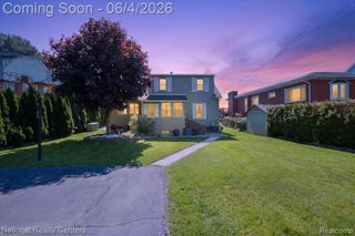 3946 Lakeshore Drive, Newport, MI 48166