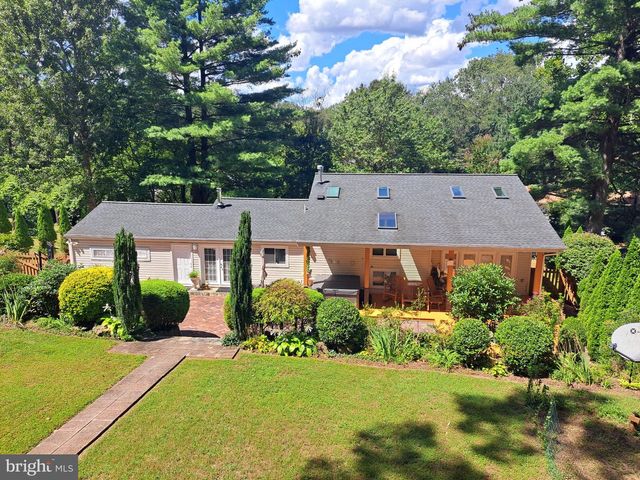 10929 HOWLAND DR, Reston, VA 20191