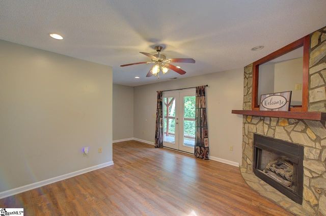 189 Caledonia Road, Landrum, SC 29356