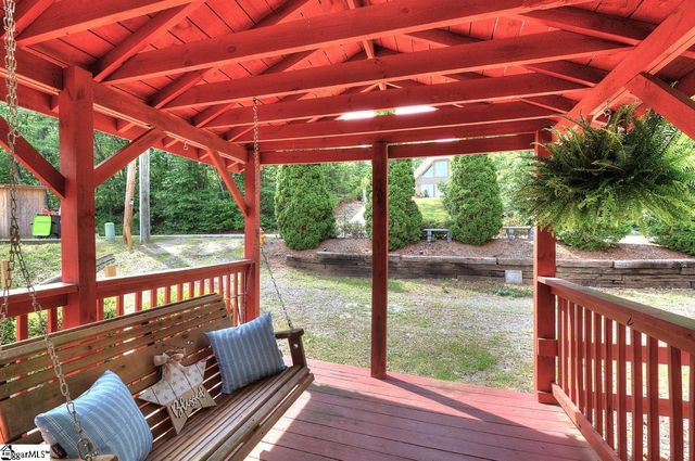 189 Caledonia Road, Landrum, SC 29356