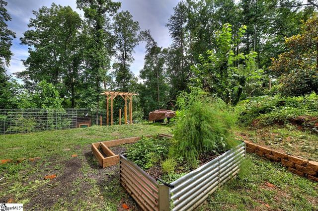 189 Caledonia Road, Landrum, SC 29356