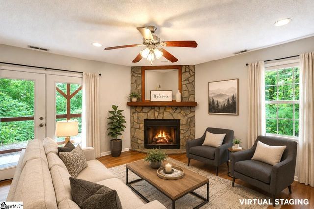 189 Caledonia Road, Landrum, SC 29356
