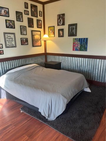 525 W Elm Street, Stephenville, TX 76401