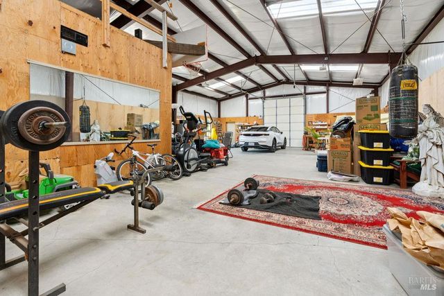 695 Quietwater Rd, Santa Rosa, CA 95404