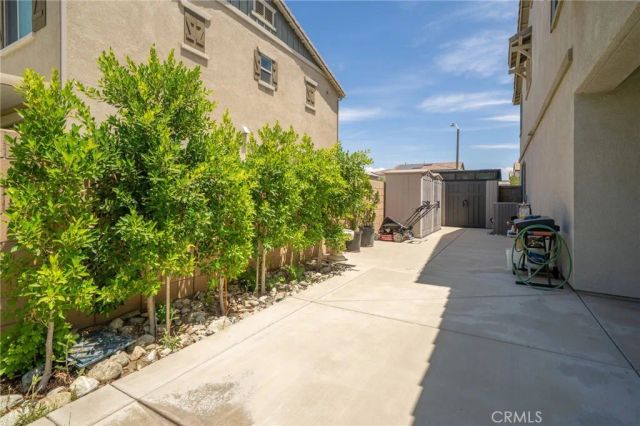 5960 Brown Court, Fontana, CA 92336