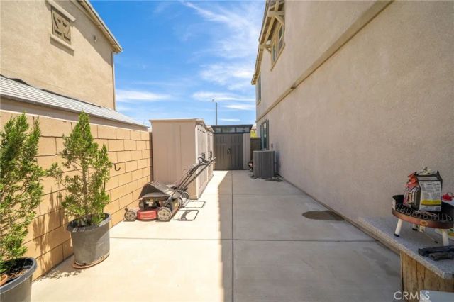 5960 Brown Court, Fontana, CA 92336