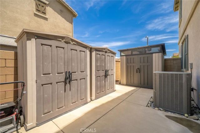 5960 Brown Court, Fontana, CA 92336