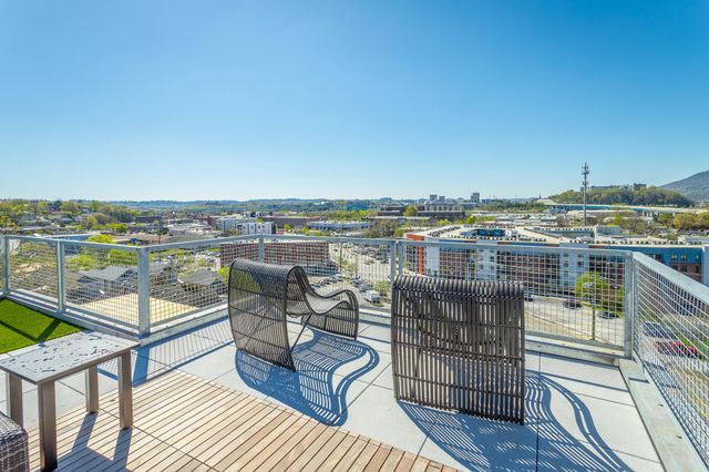 411 Fairpoint Street 203, Chattanooga, TN 37405