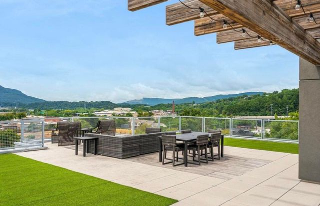 411 Fairpoint Street 203, Chattanooga, TN 37405