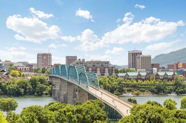411 Fairpoint Street 203, Chattanooga, TN 37405
