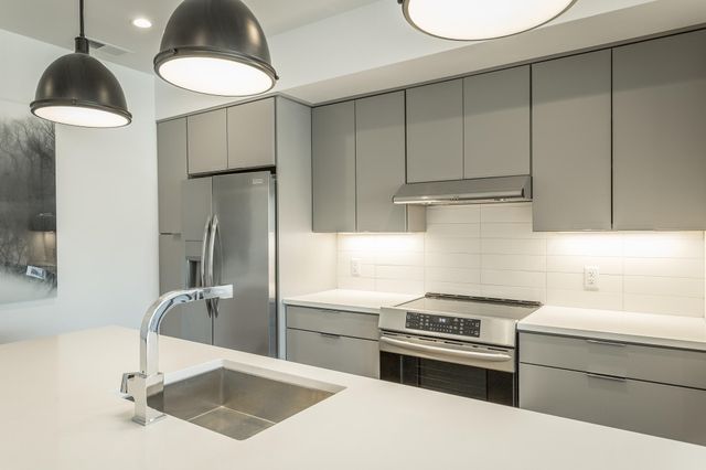 411 Fairpoint Street 203, Chattanooga, TN 37405