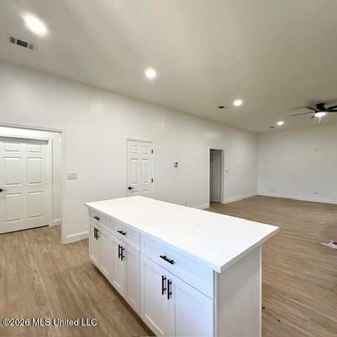 2313 Broadmoor Drive, Gautier, MS 39553