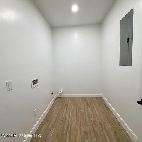 2313 Broadmoor Drive, Gautier, MS 39553