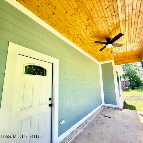 2313 Broadmoor Drive, Gautier, MS 39553