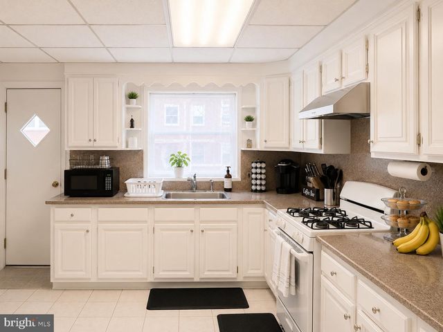 3305 PRINCETON AVE, Philadelphia, PA 19149