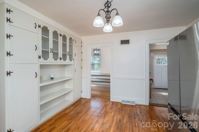 1105 Hillcrest Drive, Cherryville, NC 28021