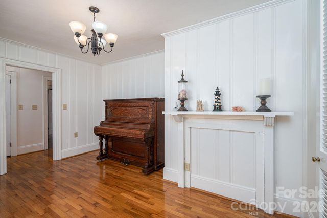 1105 Hillcrest Drive, Cherryville, NC 28021