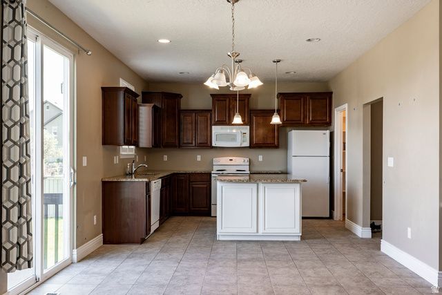 9178 N MOUNT AIREY DR, Eagle Mountain, UT 84005