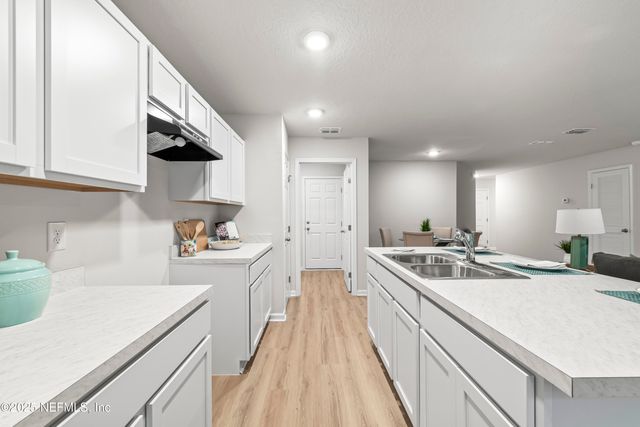 5992 PATTERSON Avenue, Jacksonville, FL 32219