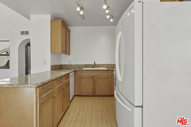 32200 Cathedral Canyon Drive 101, Cathedral City, CA 92234