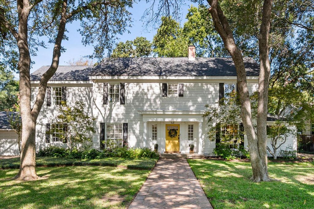 1808 Maplewood Avenue, Corsicana, TX 75110