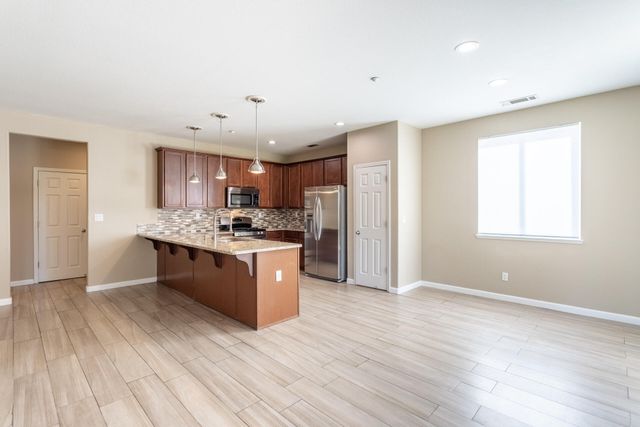 3874 Palm Springs Drive, Redding, CA 96002