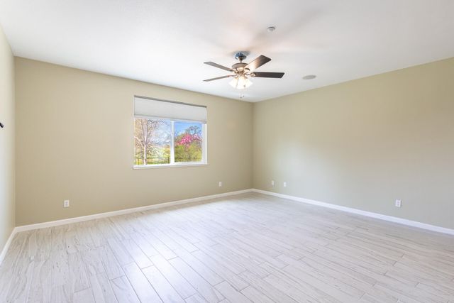 3874 Palm Springs Drive, Redding, CA 96002