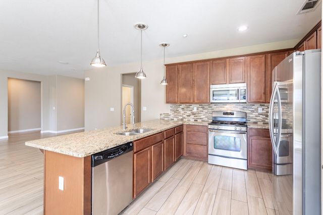 3874 Palm Springs Drive, Redding, CA 96002