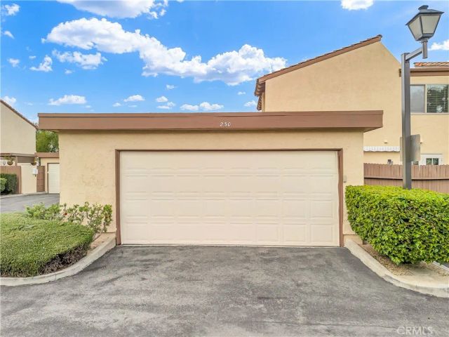 230 S Plaza De Domingos, Anaheim Hills, CA 92807