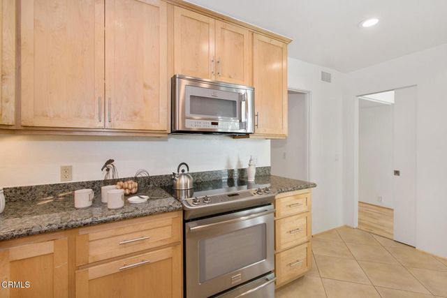 190 Arroyo Terrace 102, Pasadena, CA 91103