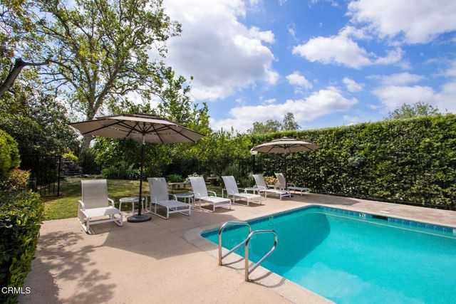 190 Arroyo Terrace 102, Pasadena, CA 91103