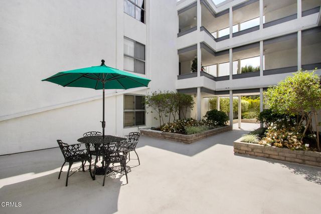 190 Arroyo Terrace 102, Pasadena, CA 91103
