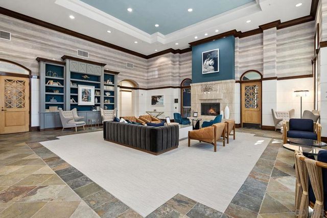 4165 Executive Dr F107, La Jolla, CA 92037