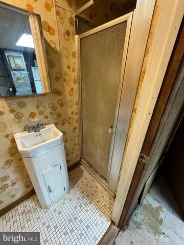 44 CRITTENDEN ST NE, Washington, DC 20011