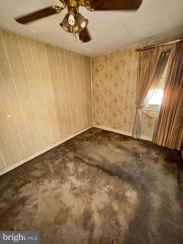 44 CRITTENDEN ST NE, Washington, DC 20011