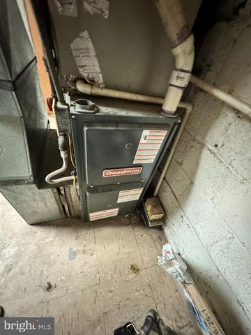 44 CRITTENDEN ST NE, Washington, DC 20011