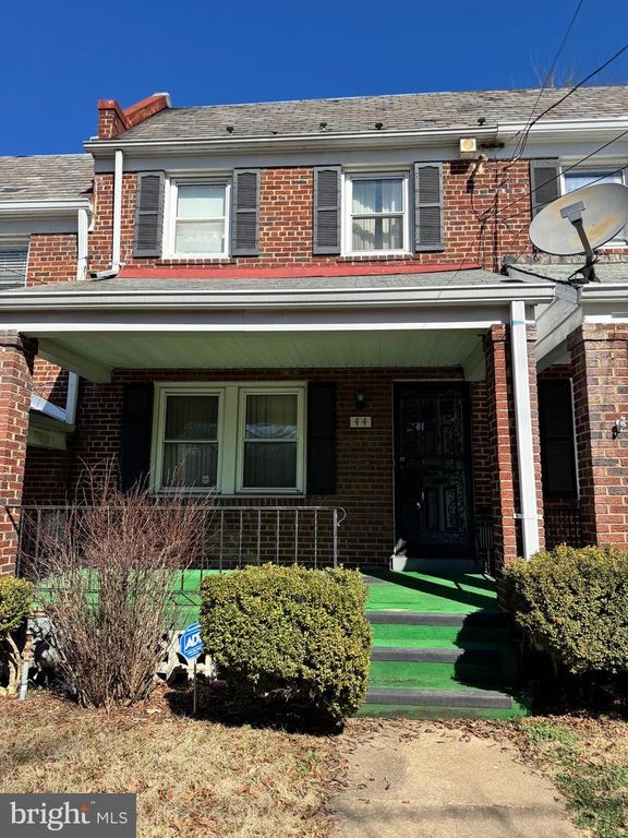 44 CRITTENDEN ST NE, Washington, DC 20011