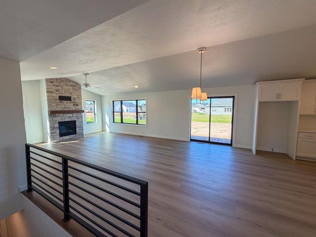 N8853 GALWAY LANE, Appleton, WI 54915