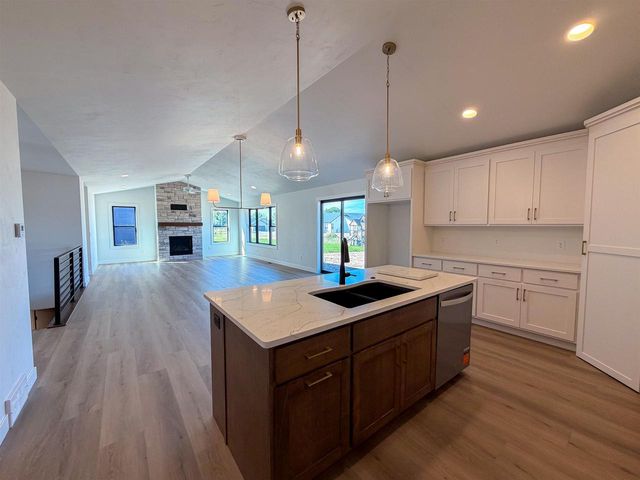 N8853 GALWAY LANE, Appleton, WI 54915