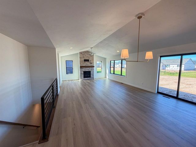 N8853 GALWAY LANE, Appleton, WI 54915
