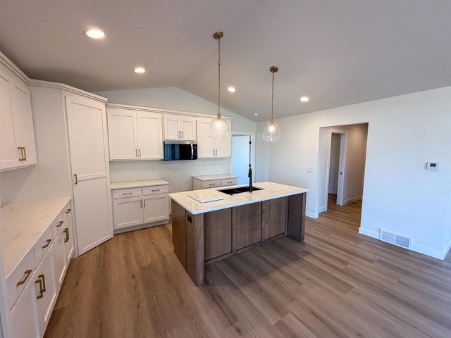 N8853 GALWAY LANE, Appleton, WI 54915