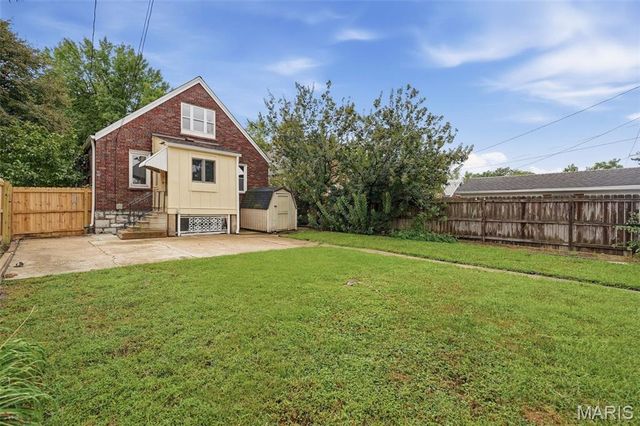 5601 Walsh Street, St Louis, MO 63109