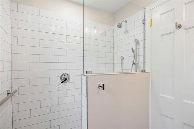 6728 Cherry Street, Kansas City, MO 64131