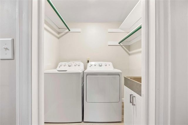 6728 Cherry Street, Kansas City, MO 64131