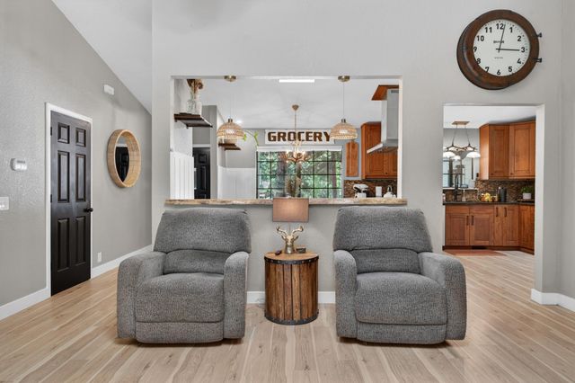 5287 cold springs Dr, Foresthill, CA 95631